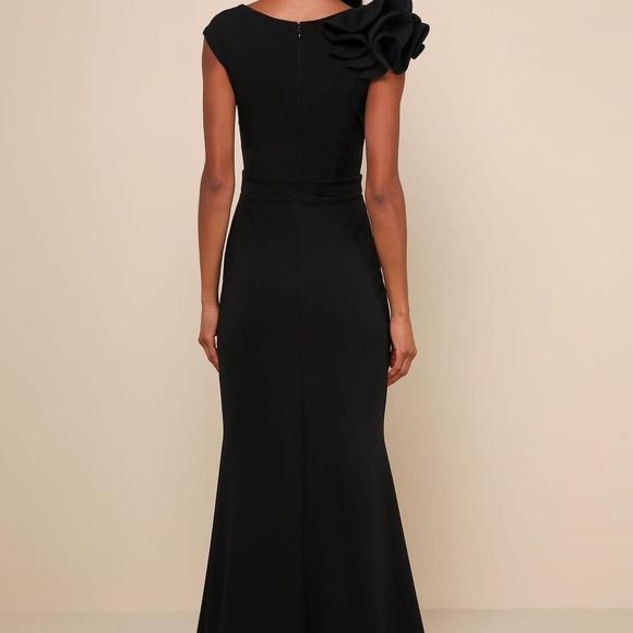 Lucette Black Sleeveless Ruffled Mermaid Maxi Dress - Picture 3 of 4